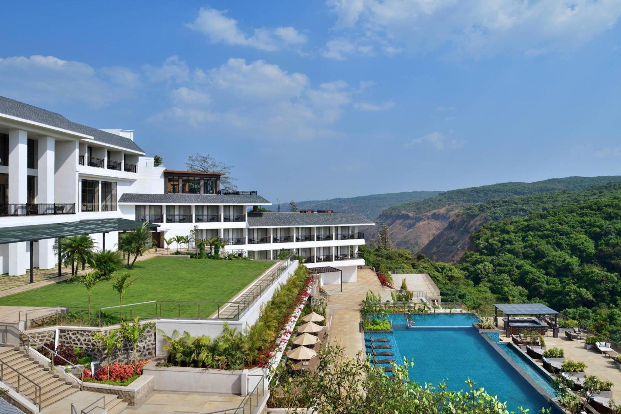 Hotel Courtyard By Marriott Mahābaleshwar Exterior foto